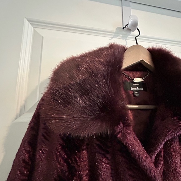 Dennis Basso Burgundy Faux Fur Jacket Size XXS - Picture 8 of 15